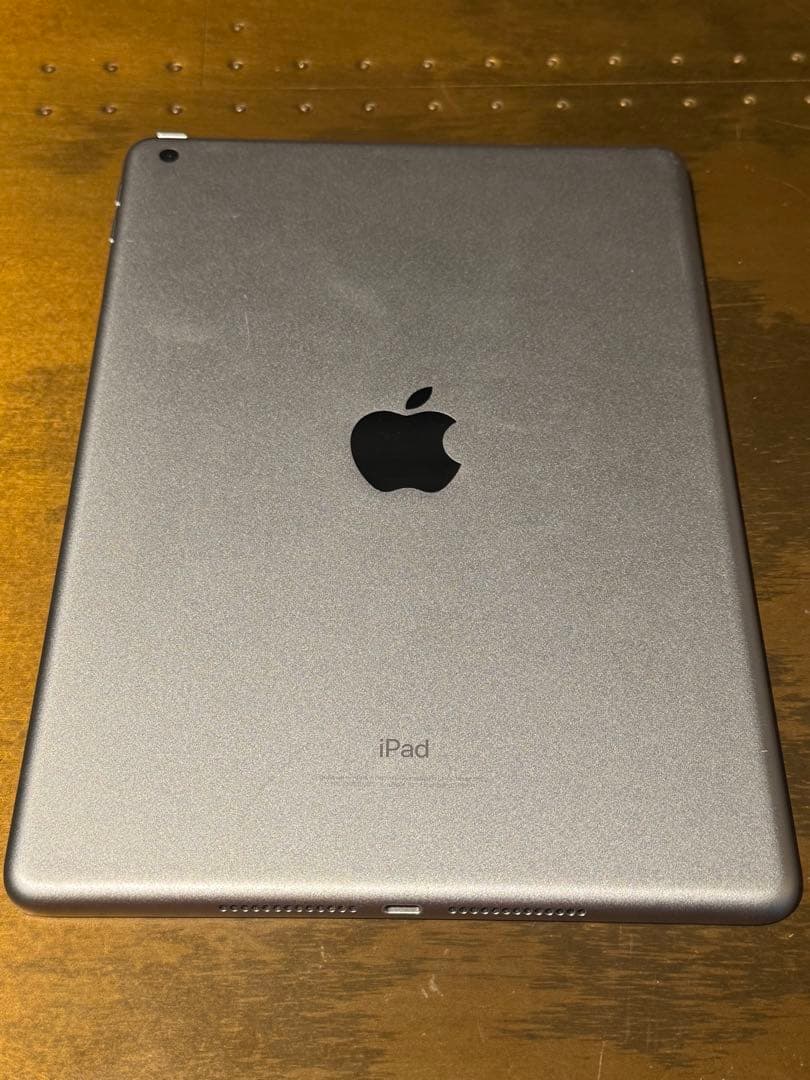 iPad第5世代　32GB ③