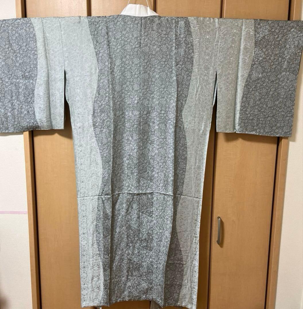 丹波縮緬　小紋 着物 ダークグレー 葉柄刺繍　長襦袢（着物と同サイズ）　セット