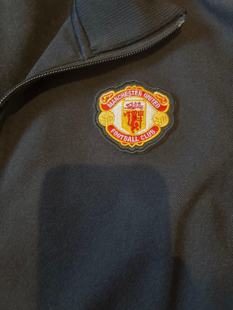 トラックジャケット（マンチェスターユナイテッド）