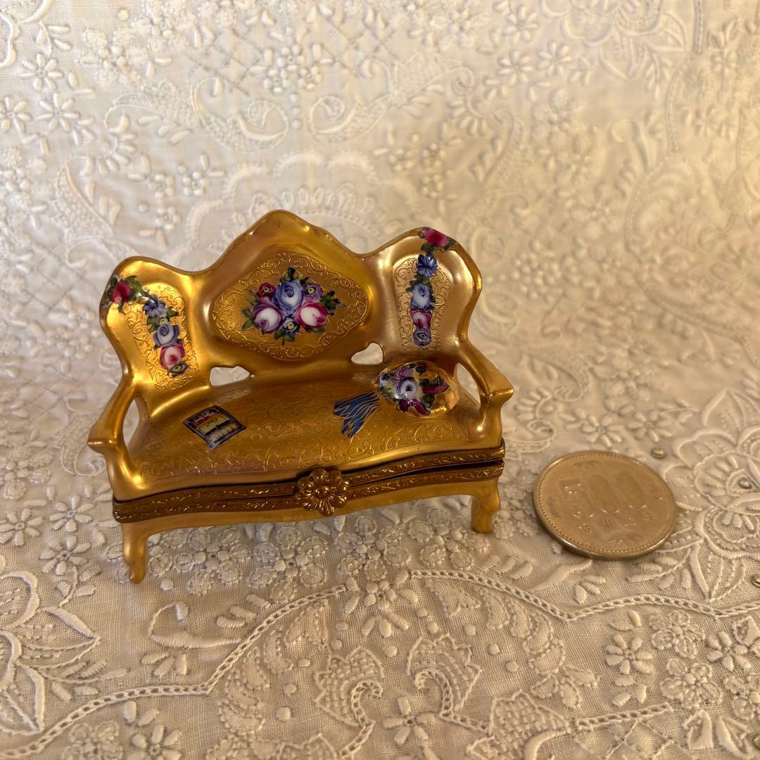 ピルケース フランス製リモージュ ピルボックス 椅子