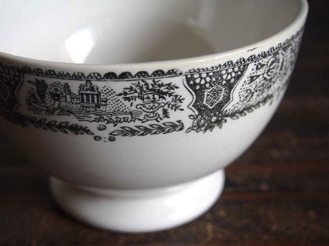 ヴィクトリアン様式 グリザイユ カフェオレボウル スペイン古陶 南欧/K339