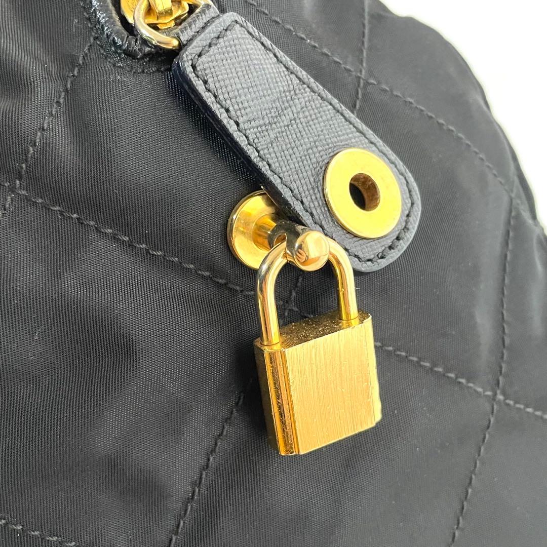 【極美品〜美品】プラダ キルティング ハンドバッグ ナイロン×サフィアーノレザー