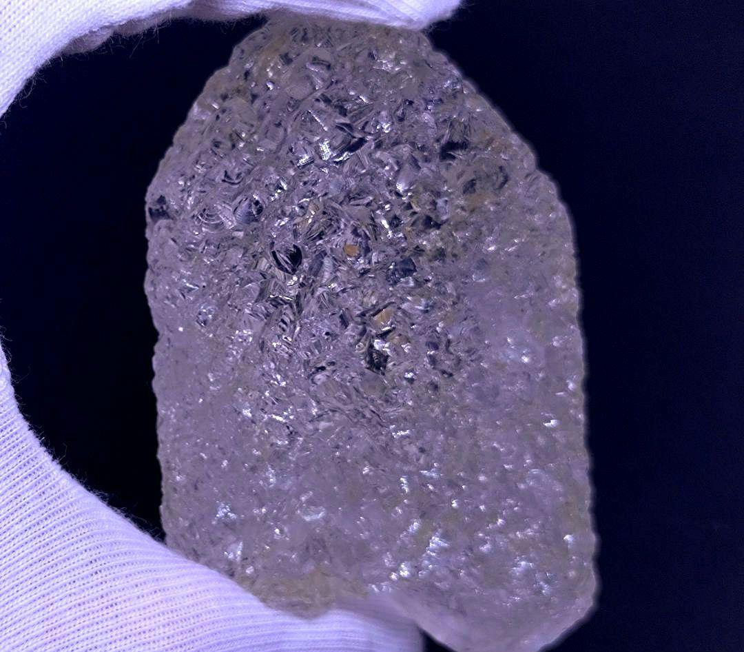 ブラジル産　エッチドクォーツ　蝕像水晶　ポイント　瞑想　癒やし　浄化　魔除け