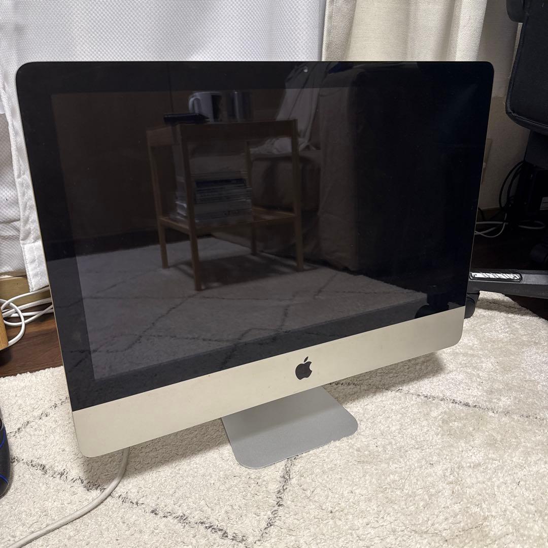 iMac 21.5インチ　2011モデル