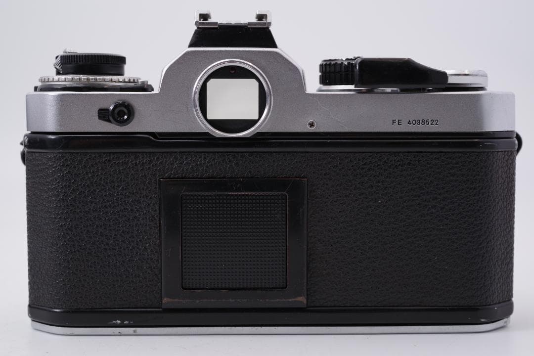 Nikon FE 説明書、ストラップ付き