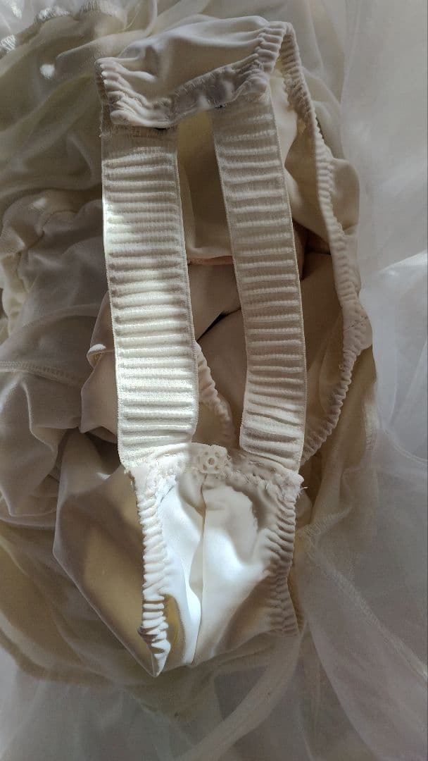 社交ダンスドレス　スタンダード　モダン　競技会　デモ