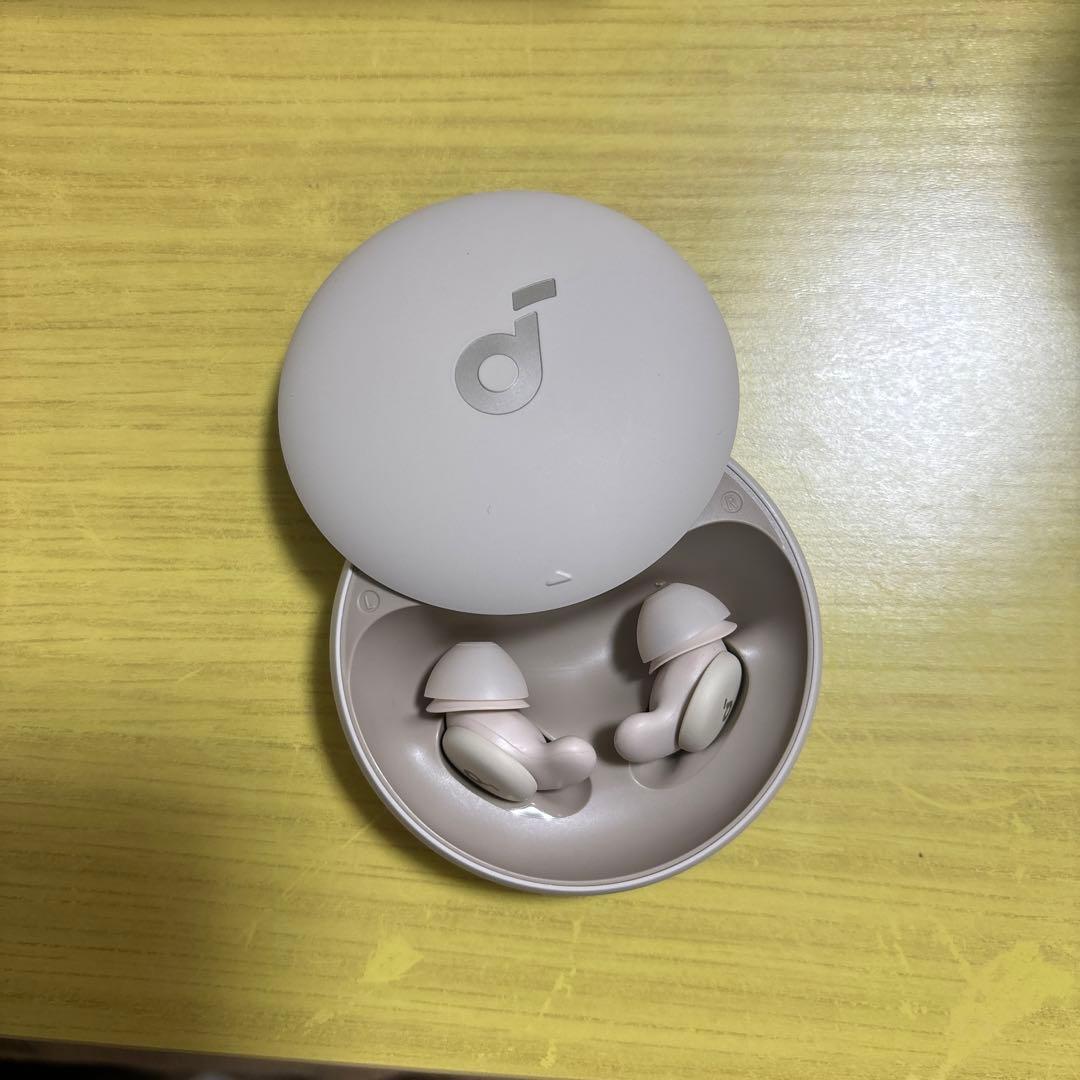 イヤホン soundcore