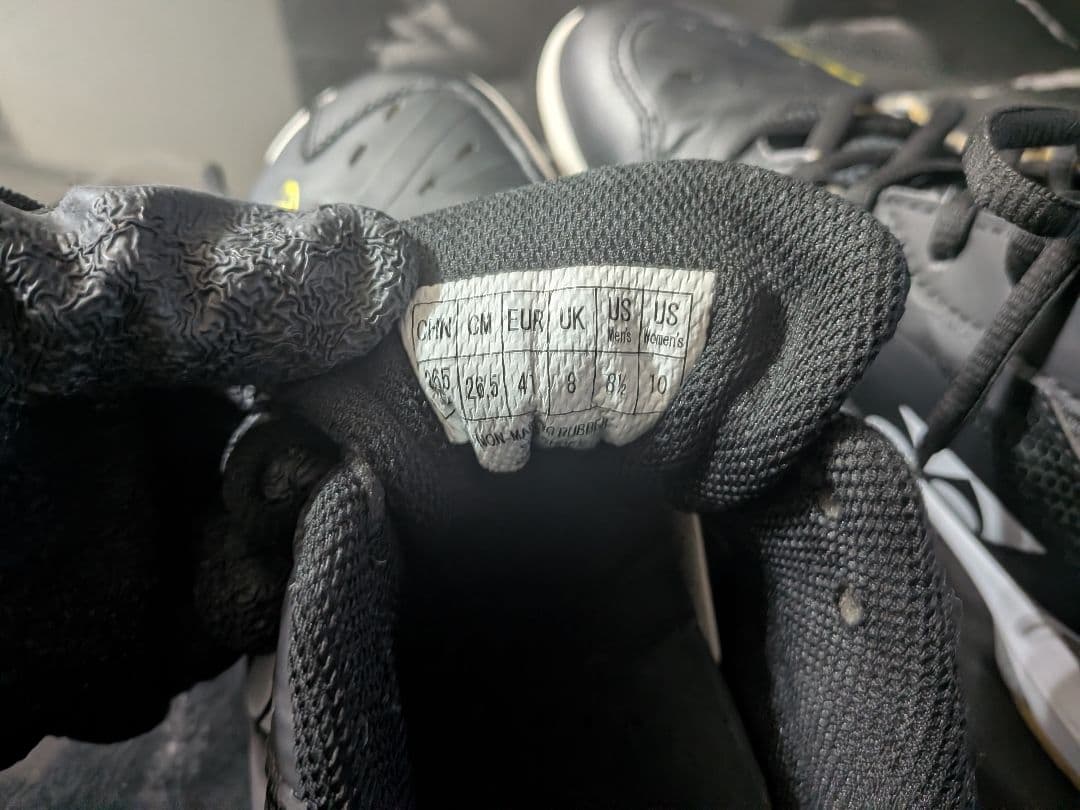 【 YONEX 】パワークッション65Z3（ 26.5cm size ）