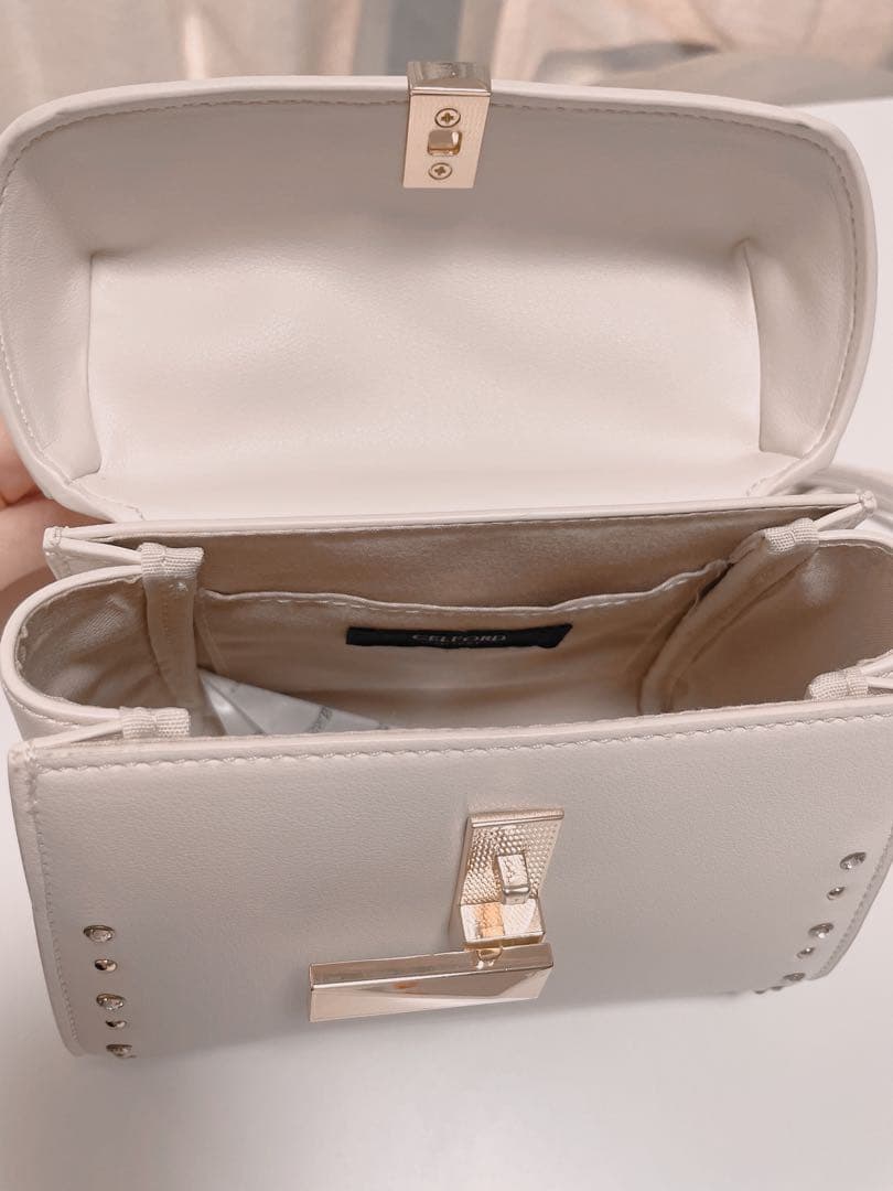 CELFORD ♡リュタン ビジュースタッズポシェット