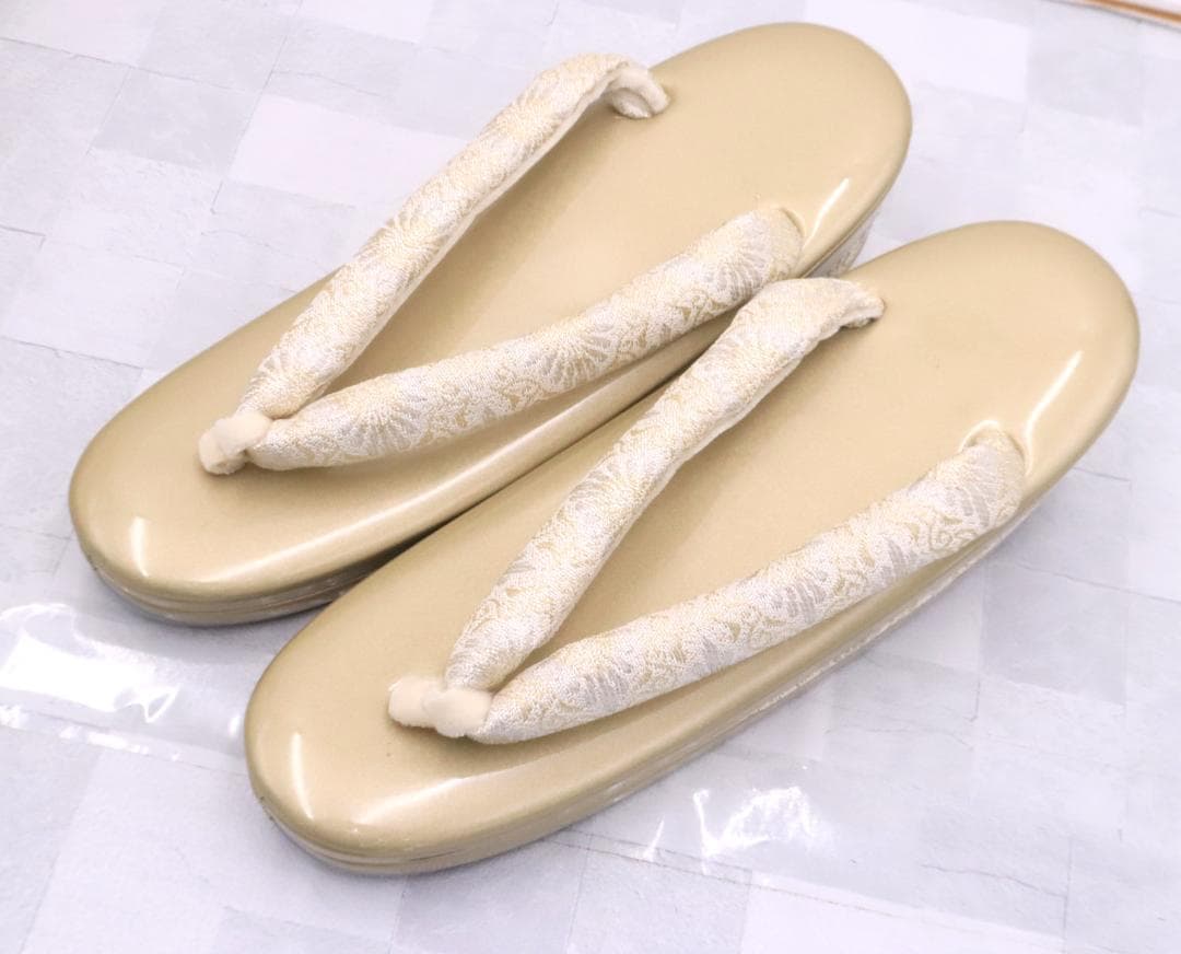 ◇未使用 和装バッグ 草履セット ゴールド系カラー 着物 小物