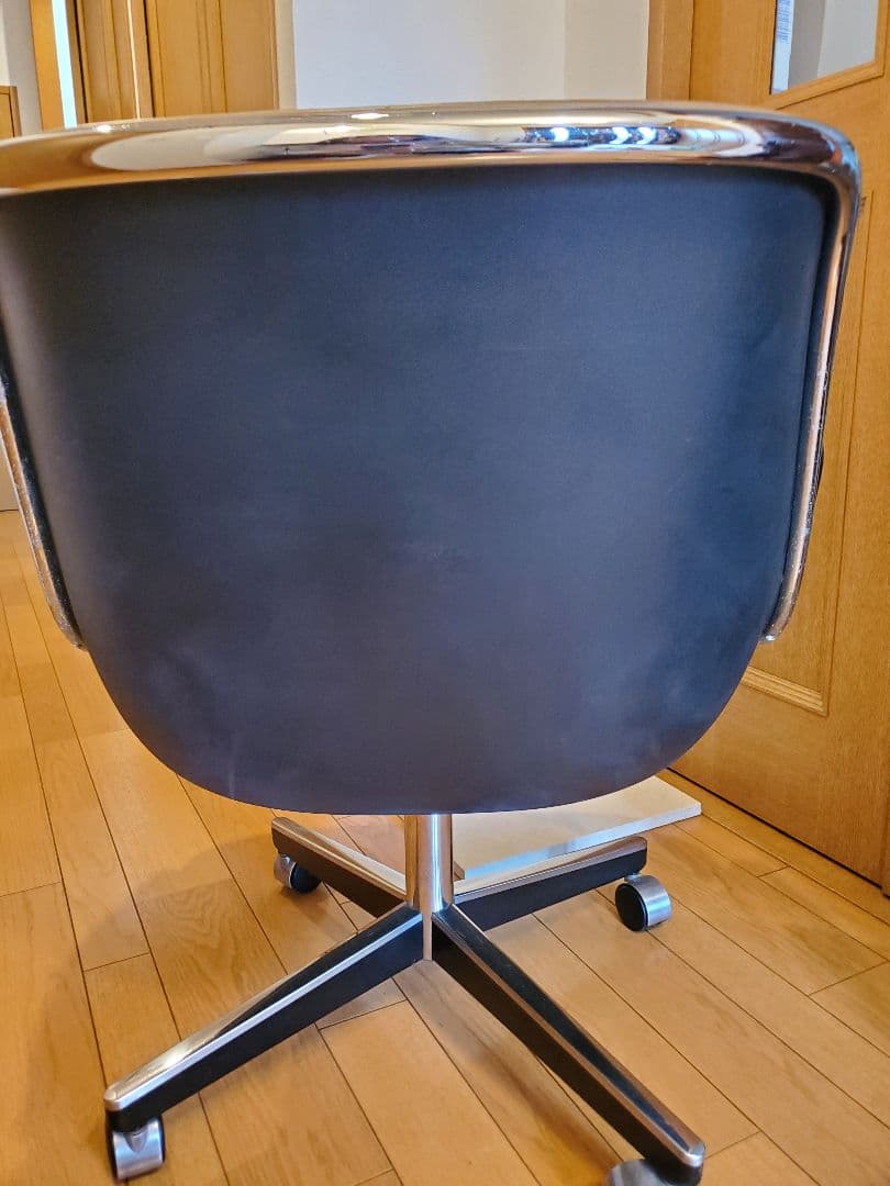 knoll ポロックチェア 4本脚 キャスター レザー　本革　オフィスチェア