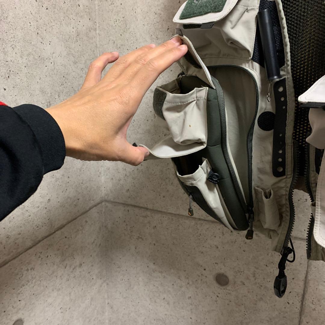 Simms フィッシングベスト M