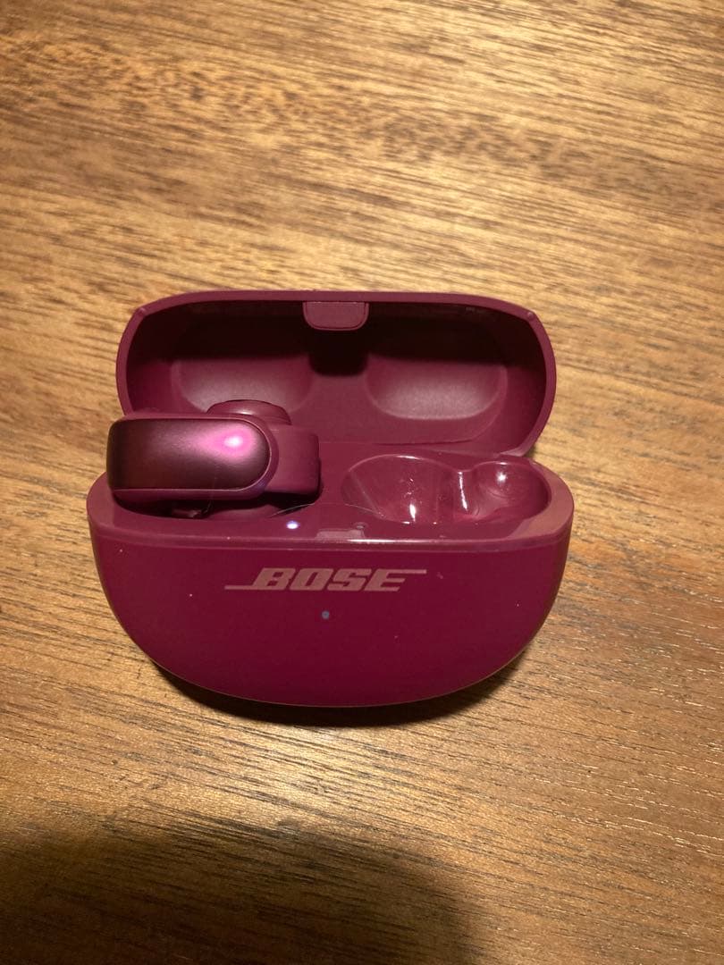 左のみ: Bose Open Earbuds Ultra ディーププラム