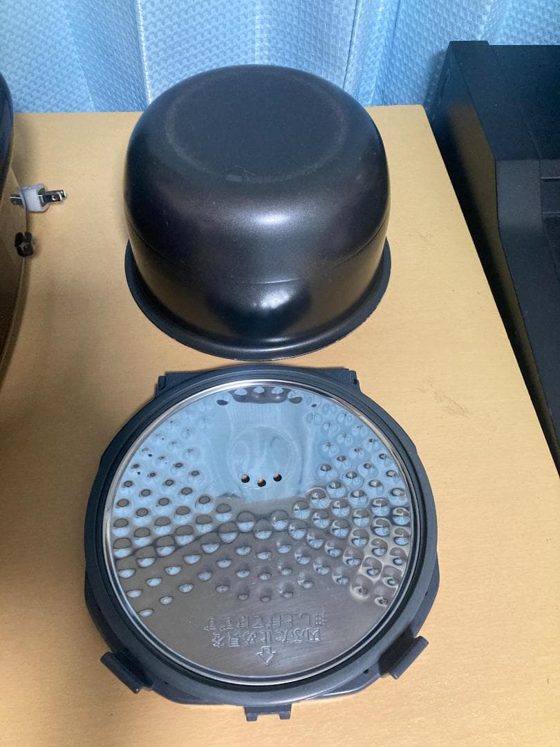 ★★2019 年製 Zojirushi NP-VZ10 炊飯器 5.5合★001