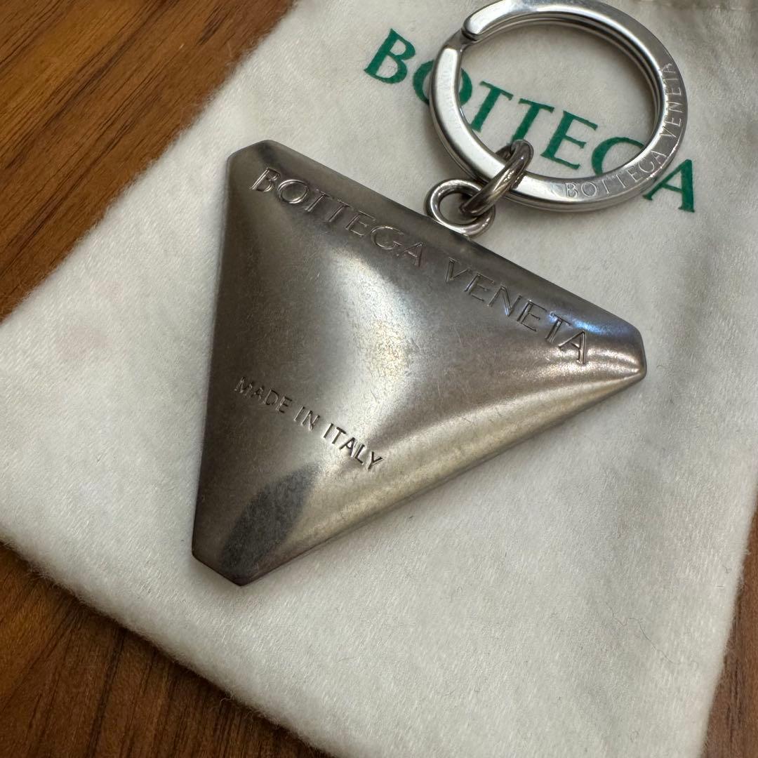 ボッテガ　キーホルダー　キーリング　Bottega Veneta トライアングル