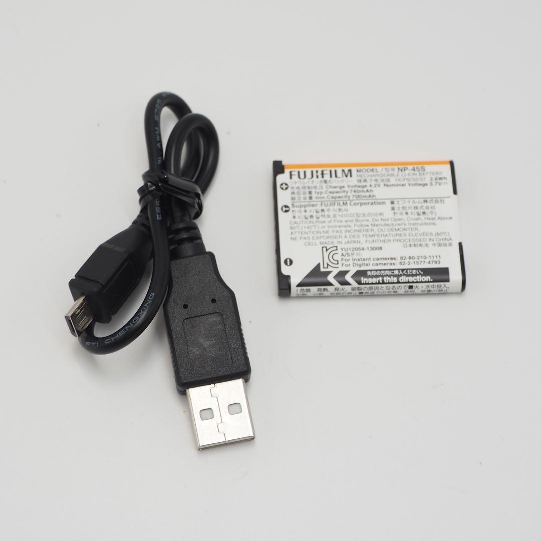 Fujifilm FINEPIX XP120 防水デジタルカメラ 使用感あり