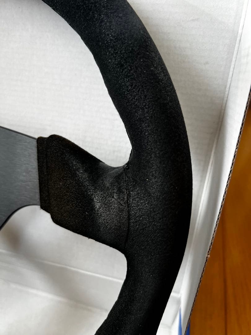 OMP TARGA 330 タルガ ステアリング　スウェード 33パイ