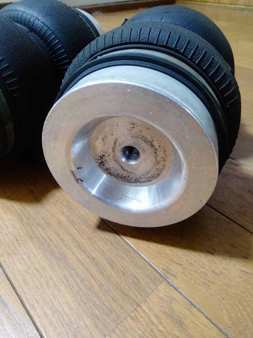 20ヴェルファイア.20アルファード エアサス リアエアバッグ