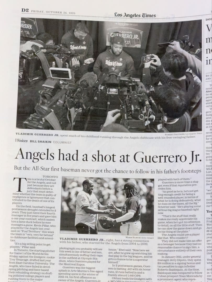 ロサンゼルスタイムズ『ワールドシリーズ特集号』ドジャース　ブルージェイズ　ラスト