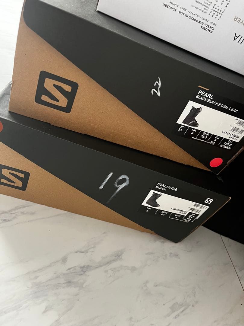 SALOMON DIALOGUE 19-20モデル