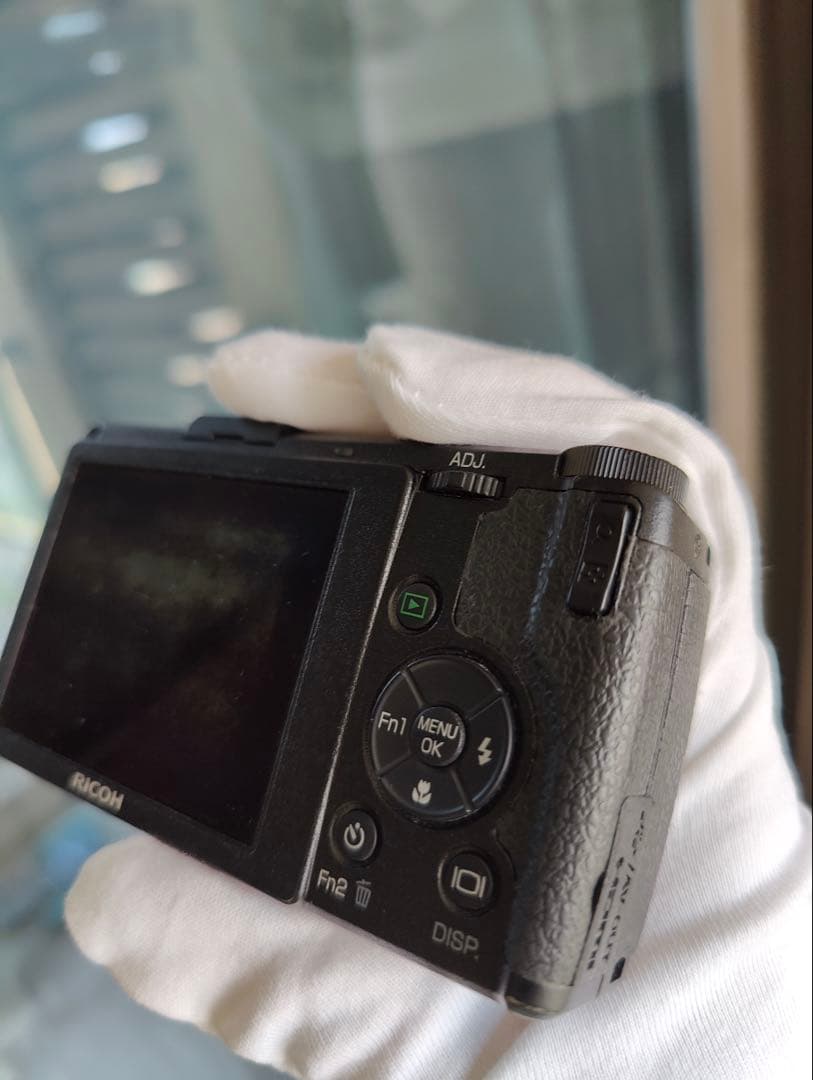 RICOH GRD コンパクトデジタルカメラⅣ ＋SDカード+ カードリーダー