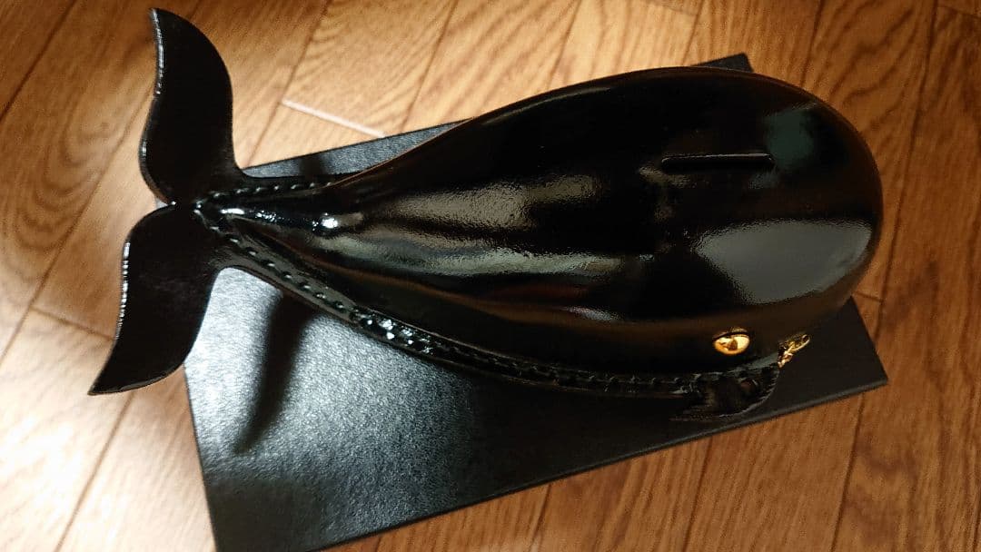 鴻池製作所 クジラ 貯金箱 鍵付き