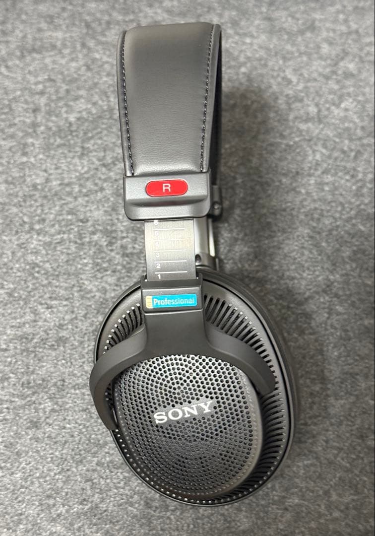 SONY MDR-MV1（ほぼ未使用）、バランスケーブル、イヤーパッドカバー