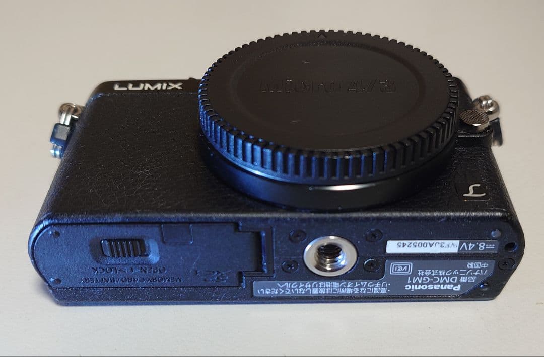 【極美品】LUMIX DMC-GM1 1600万画素 ボディ 最小・最軽量