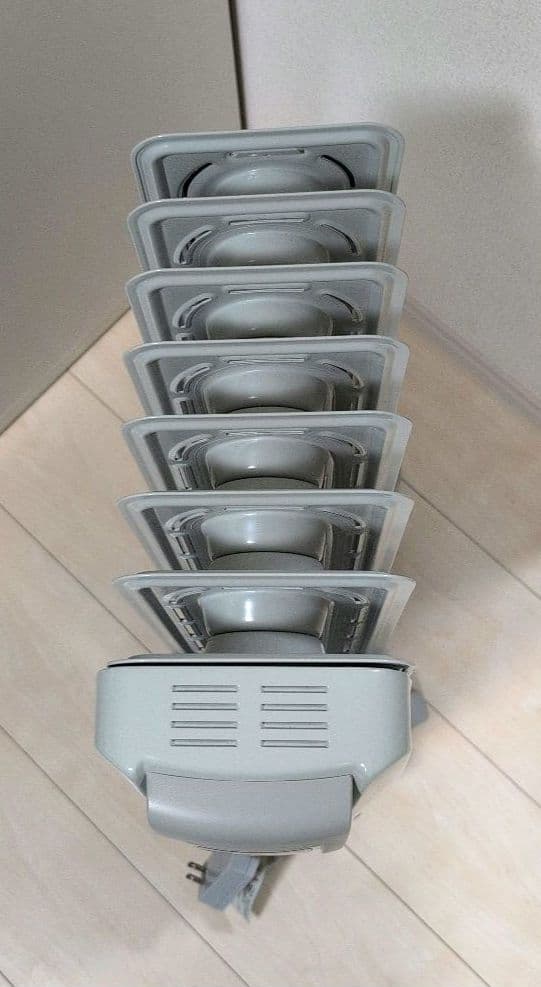 De'Longhi (デロンギ) オイルヒーター　KHD410812-GC