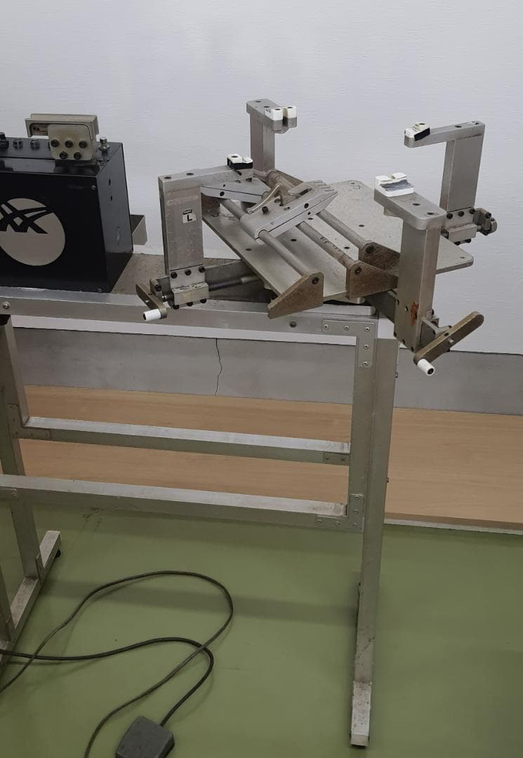 ココ【ジャンク品】ガット張り機　ストリングマシーン アシックス製