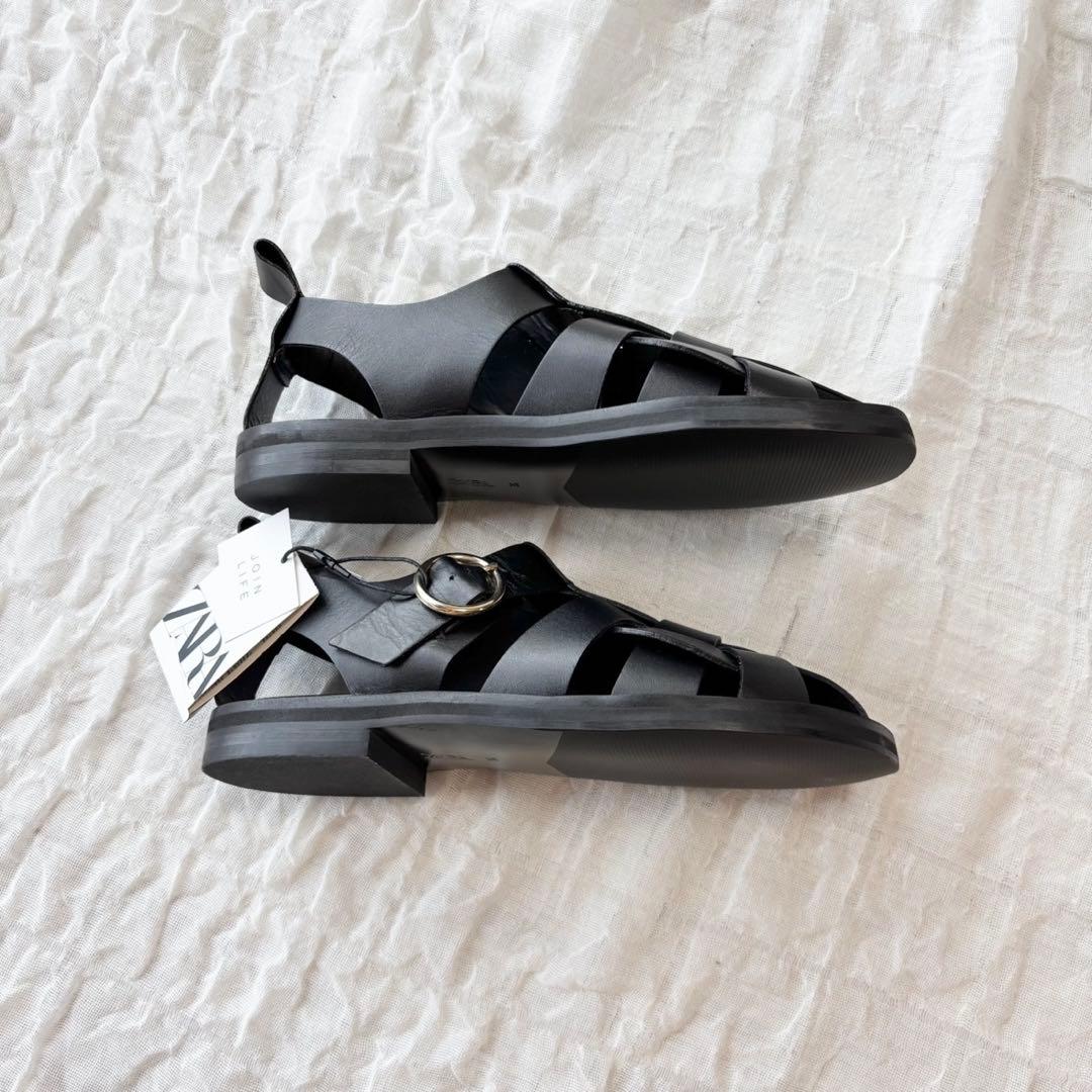 【新品未使用タグ付】 ZARA (ザラ) グルカサンダル フラット ブラック