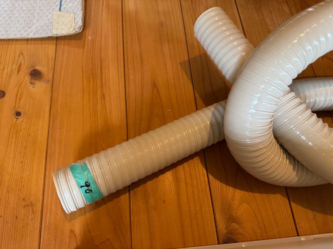 ダイキン　カライエ　除湿乾燥機　水捨て不要　JKT10VS-W