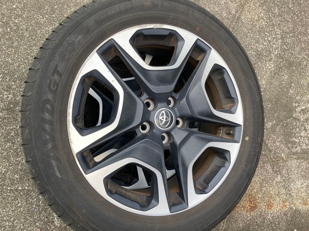 RAV4 アドベンチャー　純正　ヨコハマ 19インチ タイヤ・ホイールセット