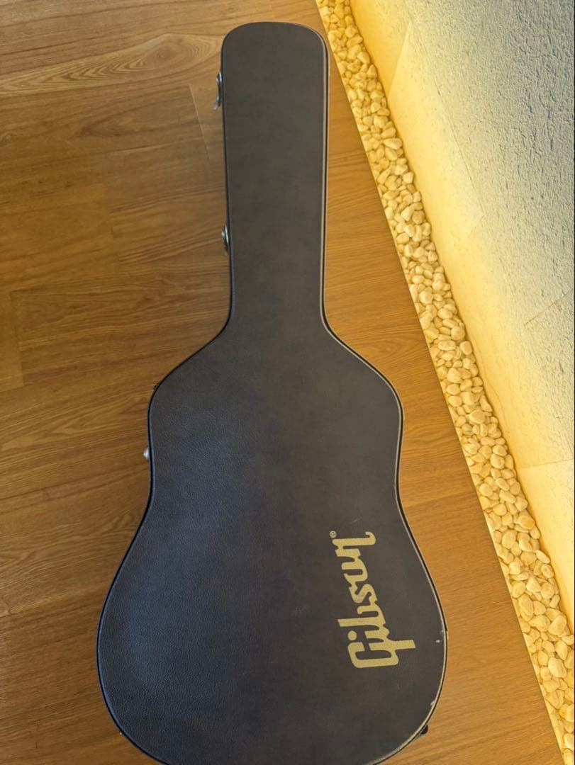 ギター(ギブソンJ-45 スタンダード)