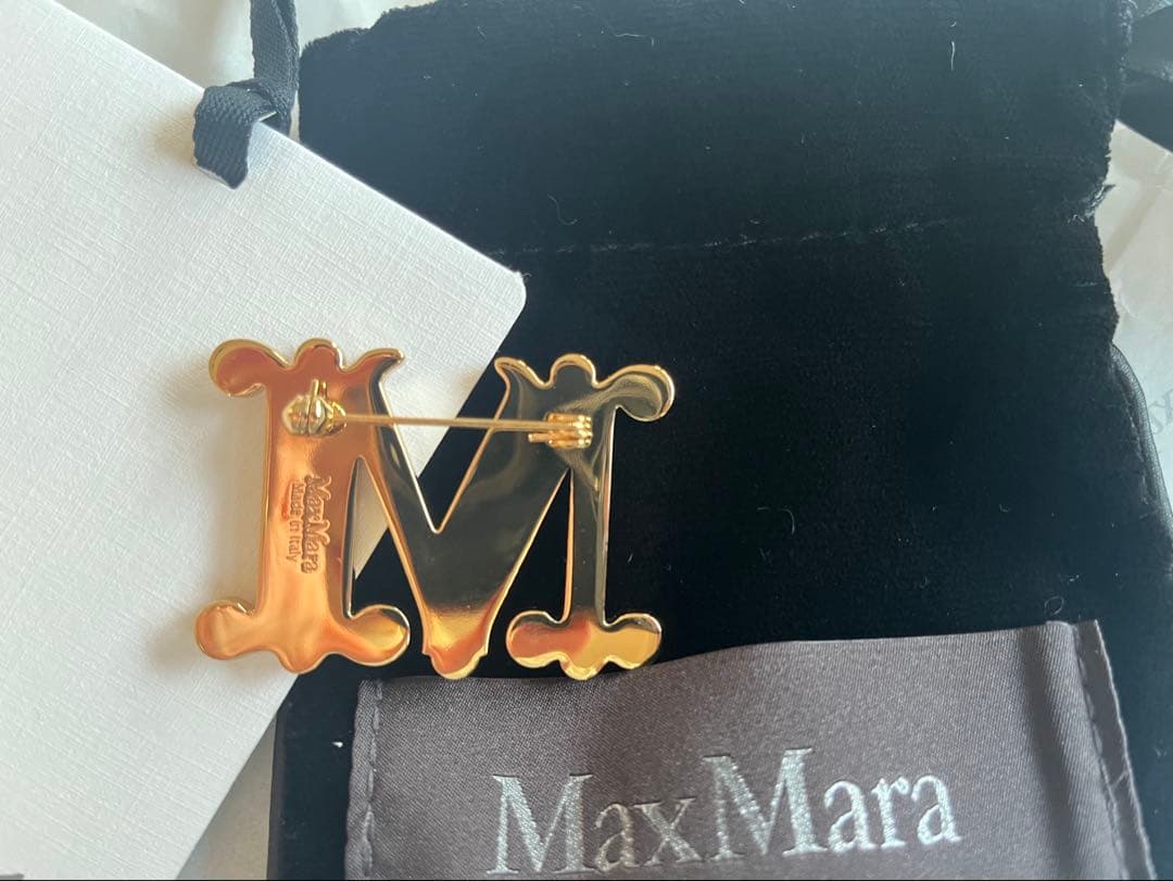 マックスマーラ ブローチ MaxMara ゴールド×レッド ビジュー