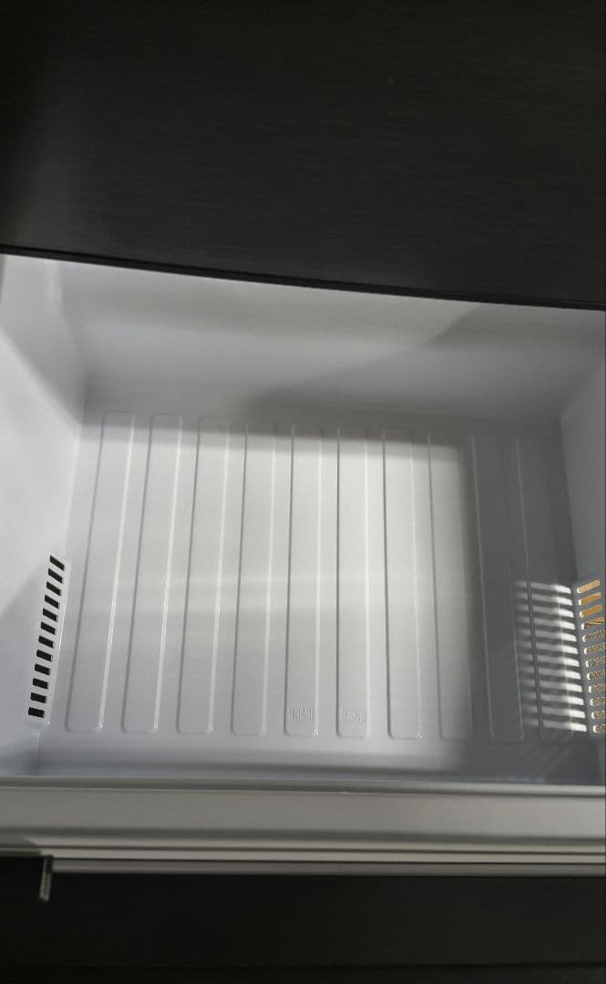 三菱 4ドア冷蔵庫 403L 2024年製 MR-N40J-T 真ん中野菜室