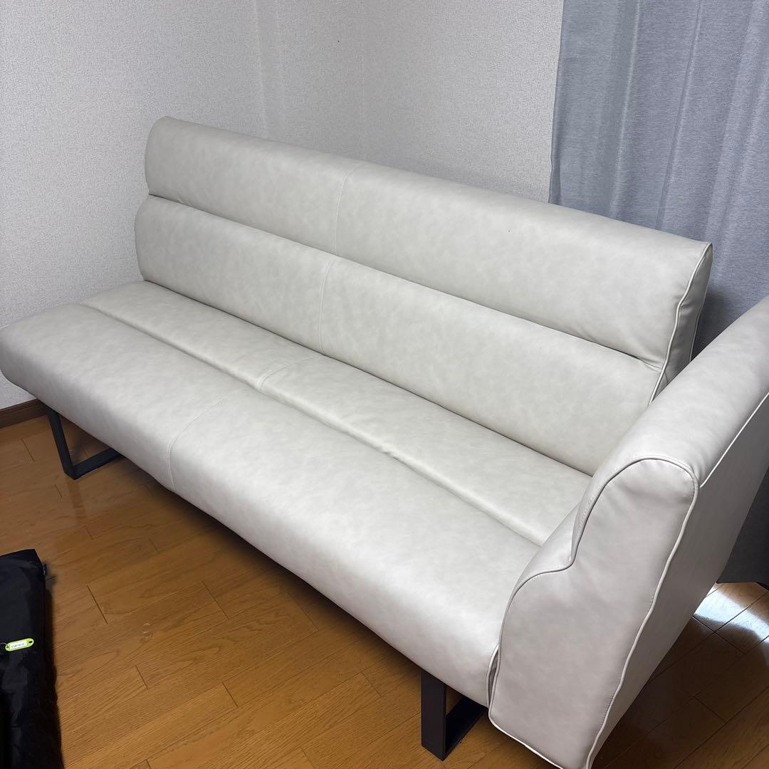 ニトリ・リビングダイニングソファ・!!注意!!アーム取り外し済み