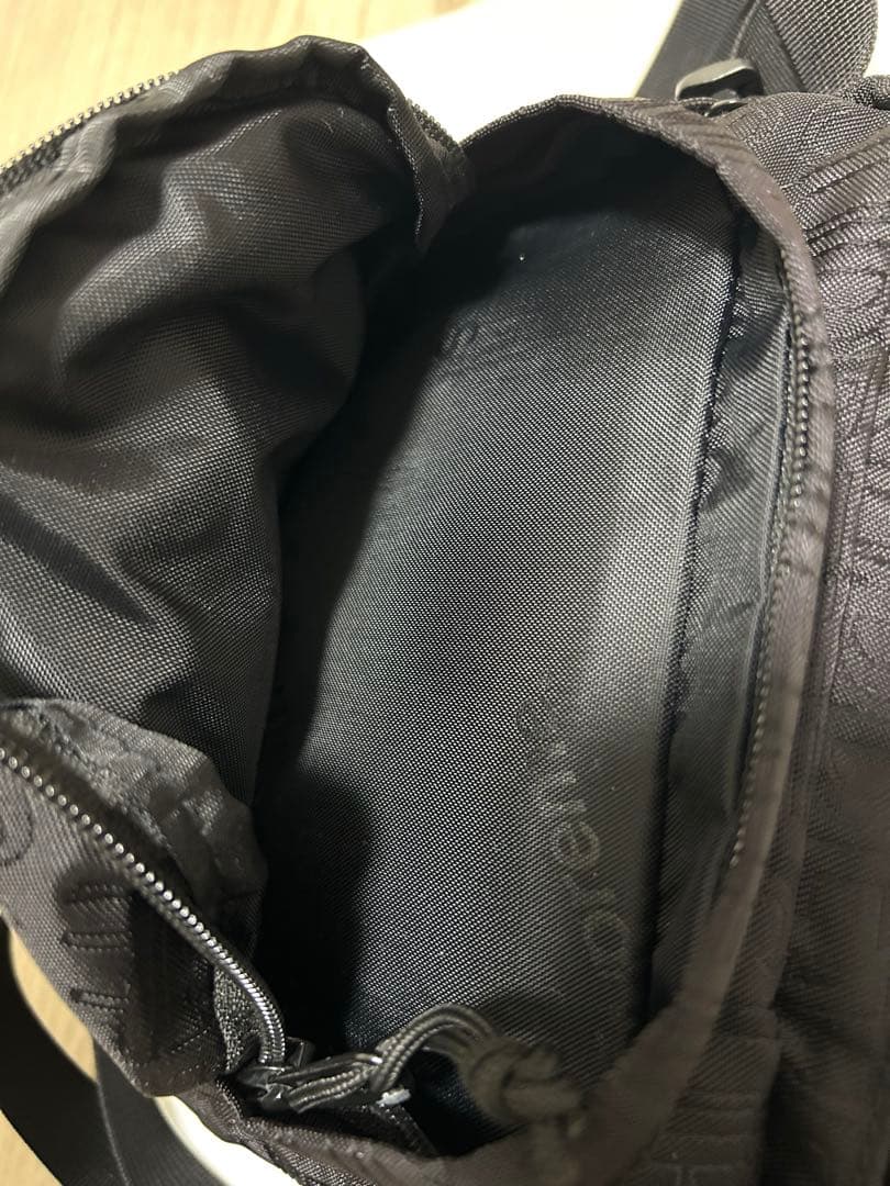 24時間以内発送 完売品 美品 黒色 19ss Shoulder Bag