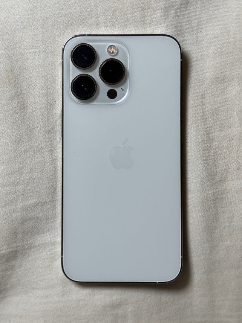 iPhone 13 Pro 本体