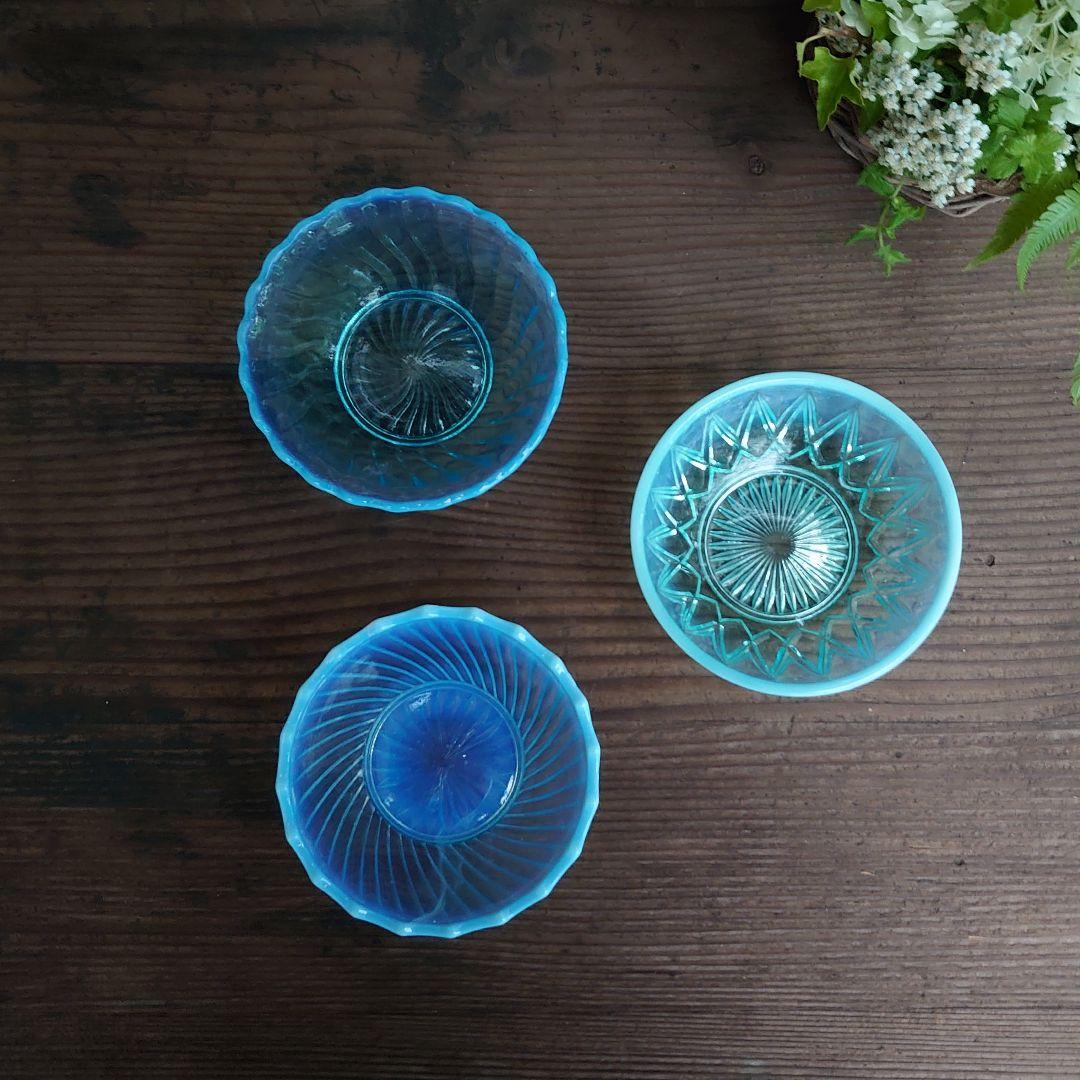 【ご成約】花縁乳白 プレスガラス 和ガラス 氷コップ と骨董の器 おまとめ