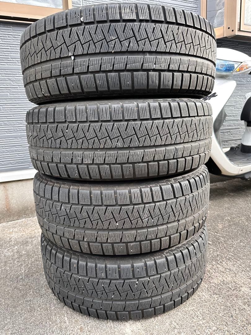 【最終値下げ‼️】アルファード　スタッドレスタイヤ・ホイールセット