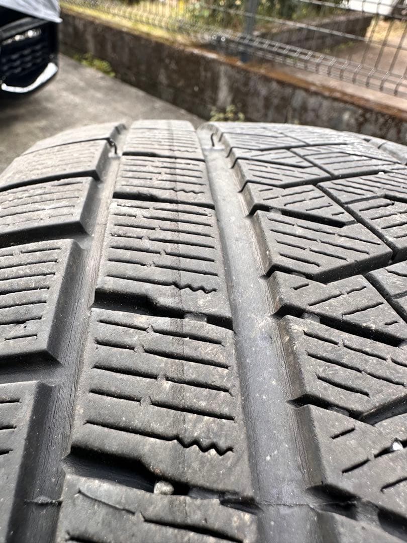 【最終値下げ‼️】アルファード　スタッドレスタイヤ・ホイールセット