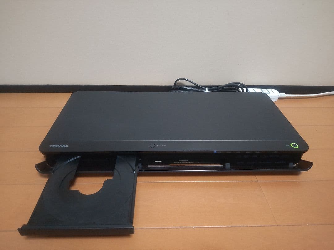 東芝　REGZA　DBR―T550 1TB→2TB プチメンテ済み