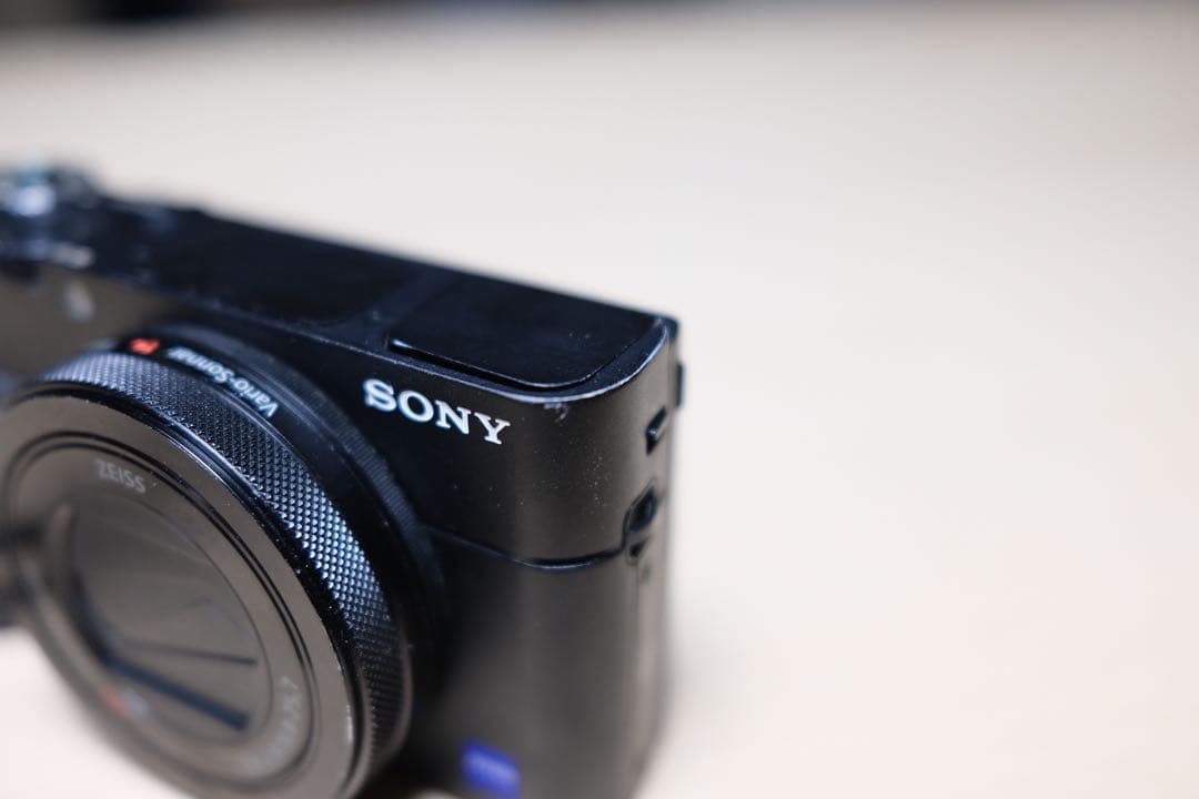 SONY RX100M5 コンデジ　コンパクトデジタルカメラ