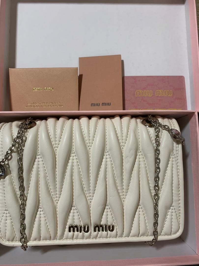 MIUMIU マテラッセ バック