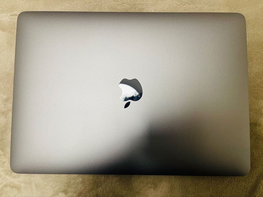 Apple MacBook Pro 13インチ 256GB おまけ付き