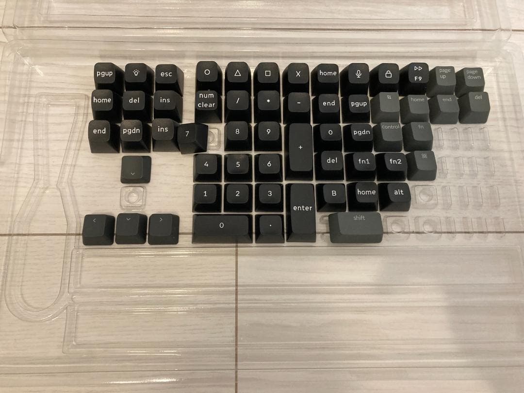 Keychron K2 茶軸 RGBアルミ（KSAキーキャップ・パームレスト付）