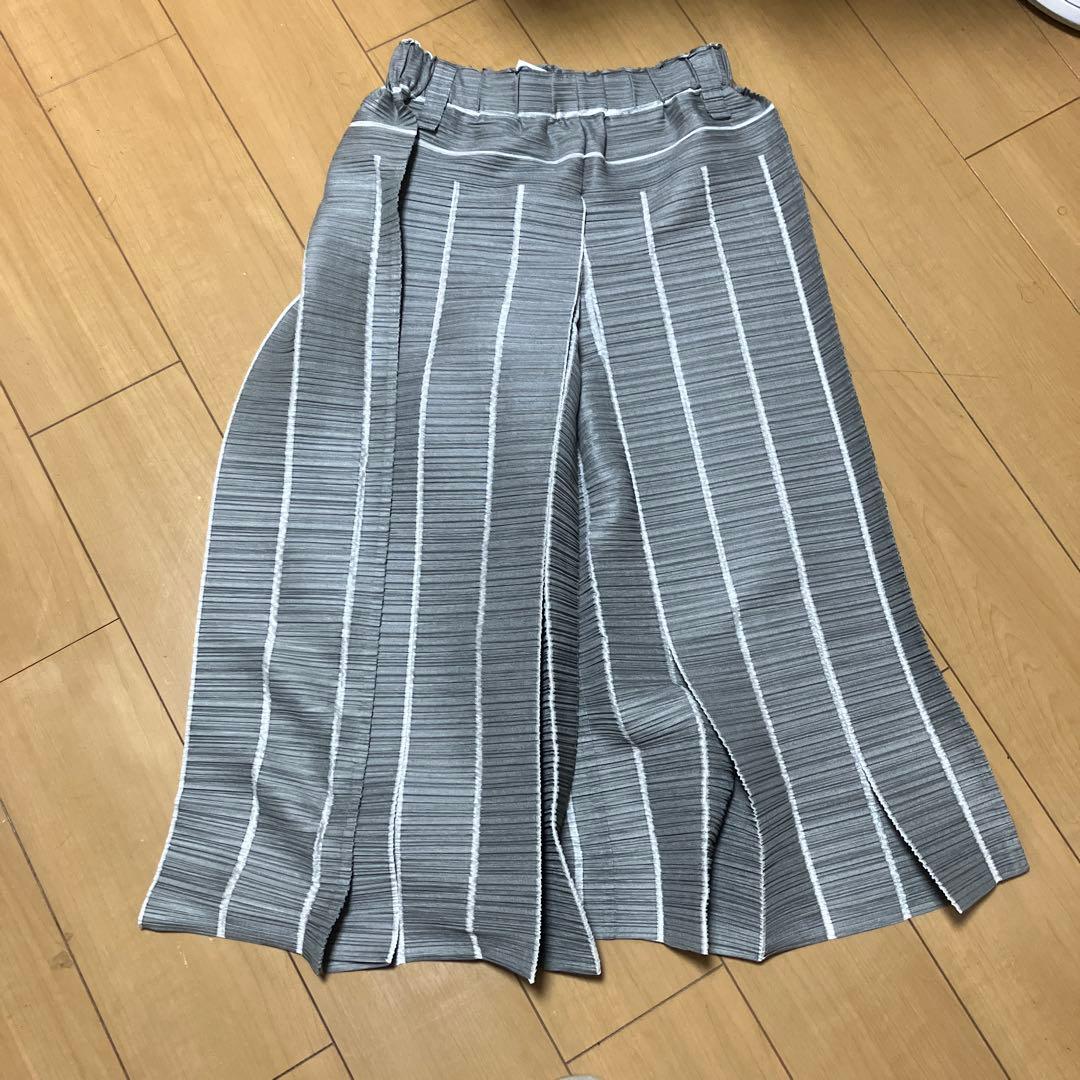 イッセイミヤケ　プリーツプリーツ　パンツ