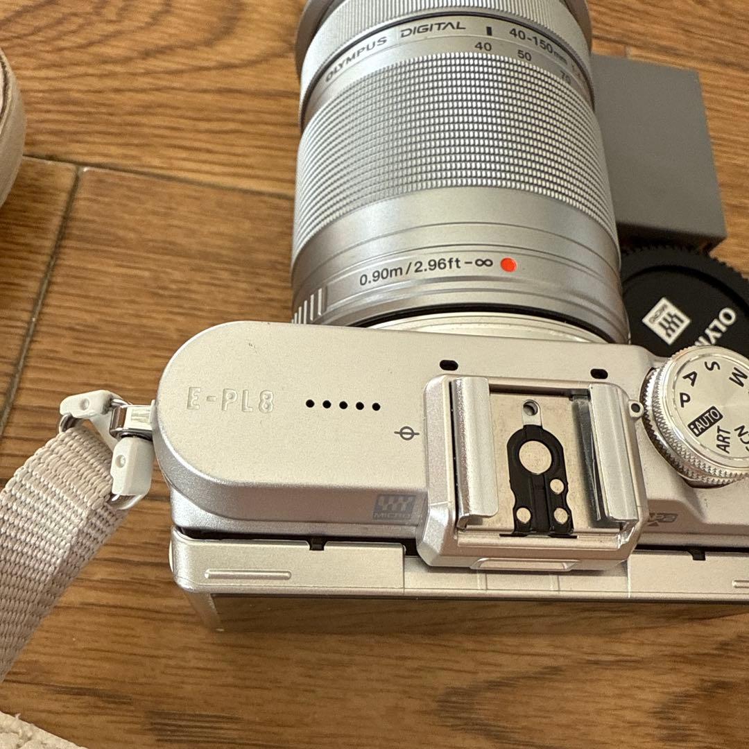 OLYMPUS PEN E-pl8 ホワイト 40-150mmレンズ(ジャンク)