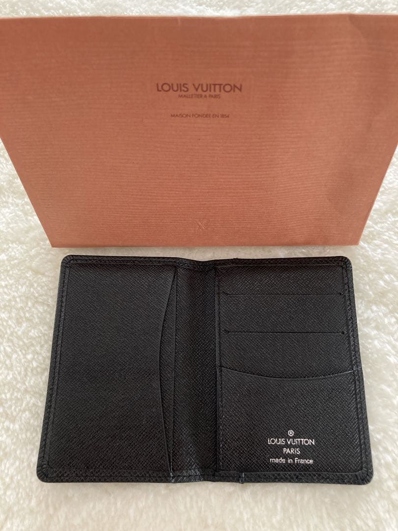 Louis Vuitton タイガライン　ブラック 名刺入れ　おまけ紙袋付き